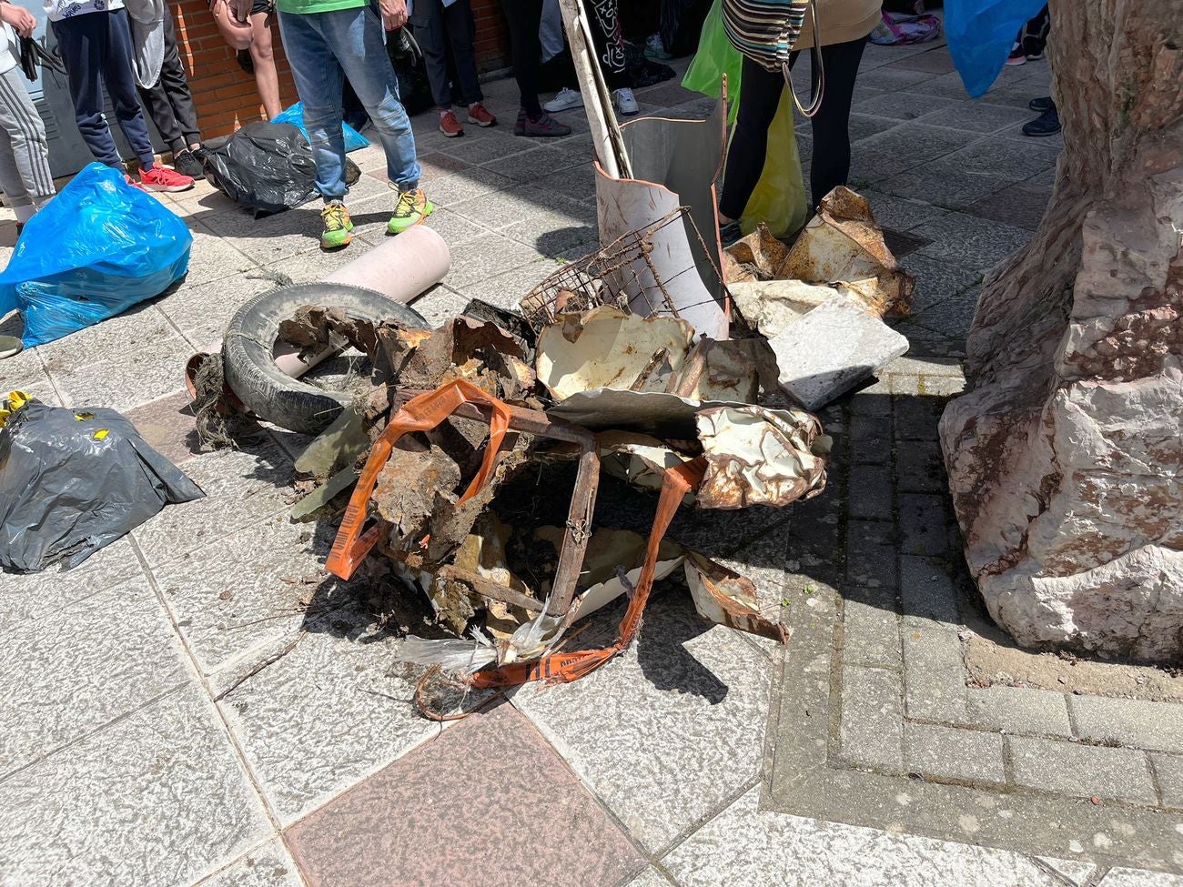 &#039;Basuraleza provincial intercentros&#039;