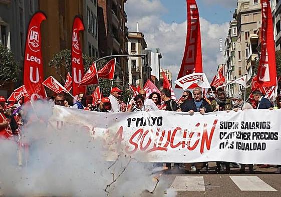 Los sindicatos CC.OO y UGT Fica han llamado a la huelga a los 170 empleados del grupo de empresas Zener