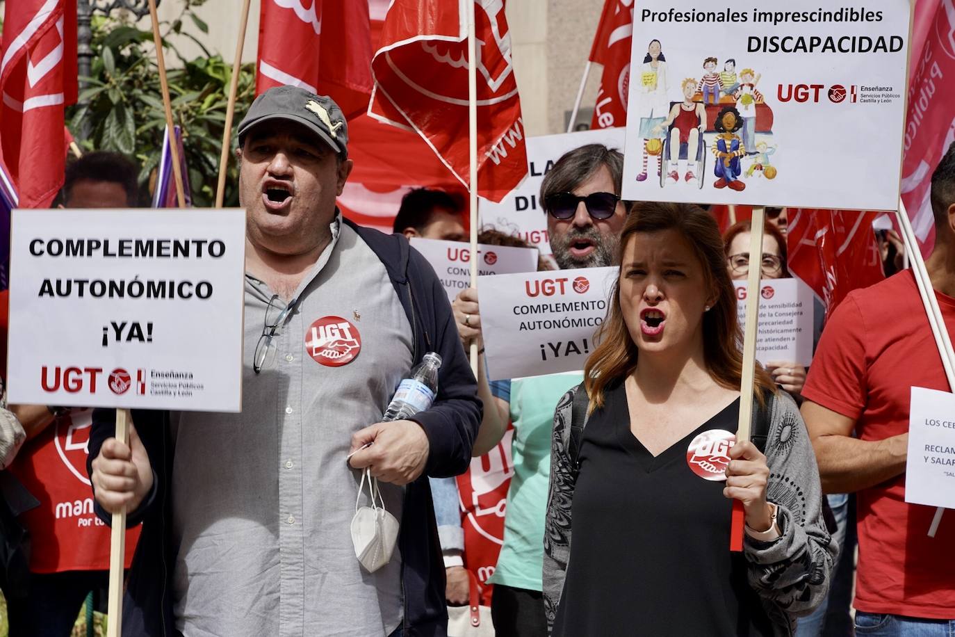 Concentración de trabajadores de los centros de atención a la discapacidad