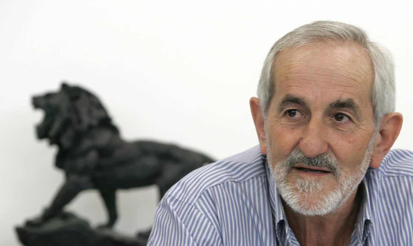 Luto por la muerte de Matías Llorente