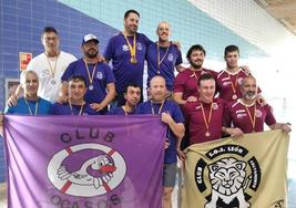 Representantes del equipo que logaron en éxito en Palencia.