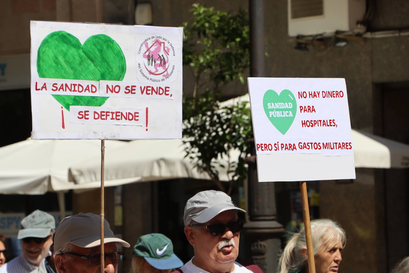 Manifestación en defensa de la sanidad pública en León
