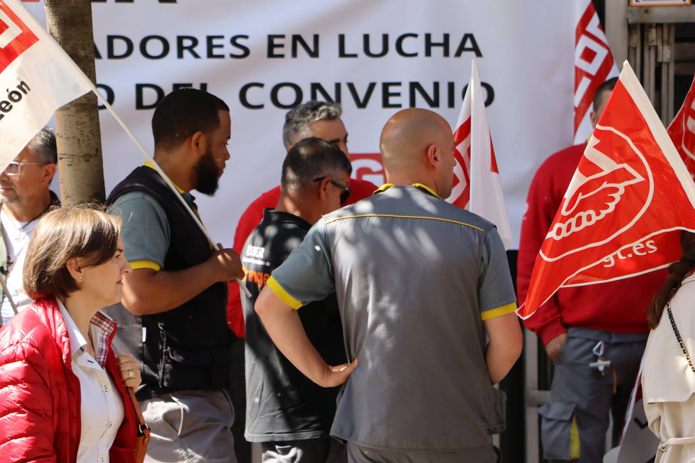 Siguen las protestas de Zener