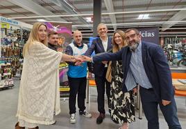 Presentación de la iniciativa en las instalaciones de Decathlon en León.