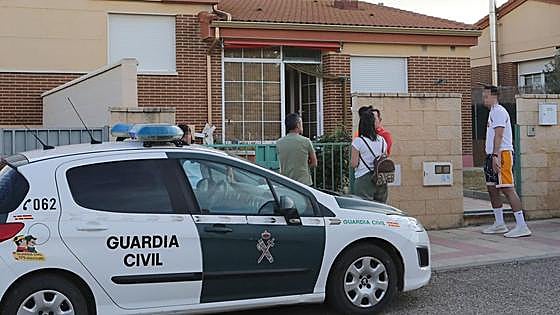 Dos fallecidos por una posible intoxicación de gas en una vivienda de Magaz
