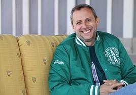 El candidato a la alcaldía de León por Podemos-IU, se sienta con leonoticias en una entrevista donde conocer su programa para la capital y su lado más personal