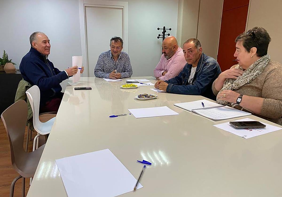 Reunión de UPL con UGT en León.