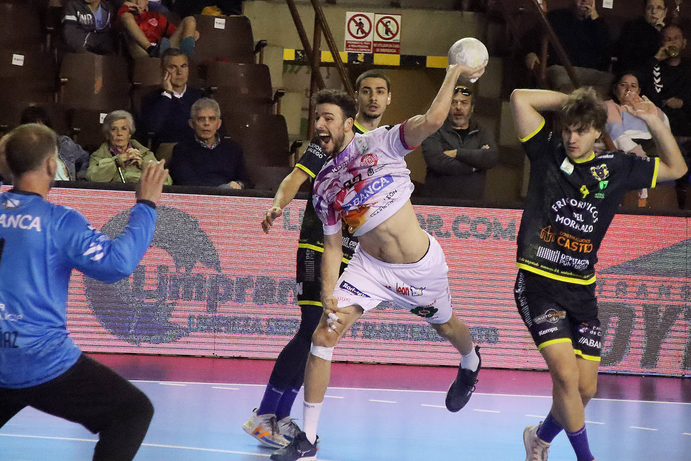 Las mejores imágenes del Ademar - Frigoríficos del Morrazo