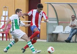 Mitogo, durante un partido con el Atlético Bembibre.