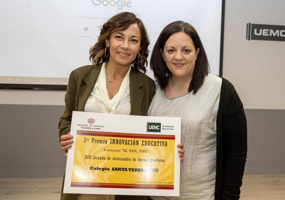 Entrega de premio del Colegio Santa Teresa de León.