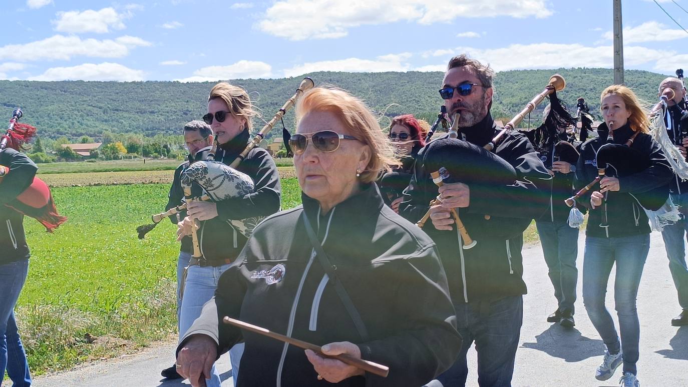 Tributo a la Virgen de Villasfrías