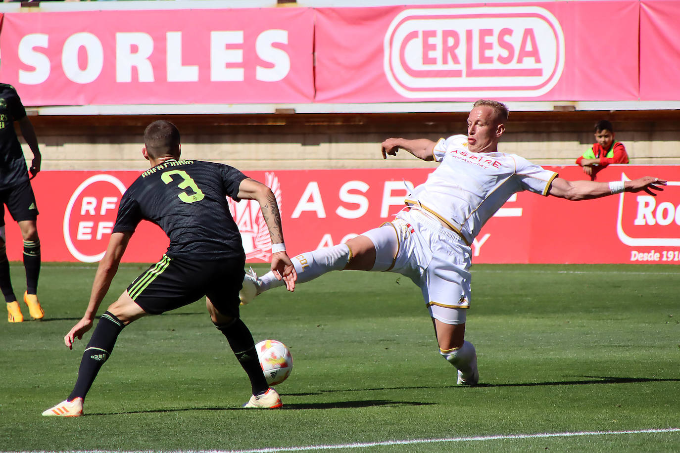 Las mejores imágenes del Cultural - Real Madrid Castilla