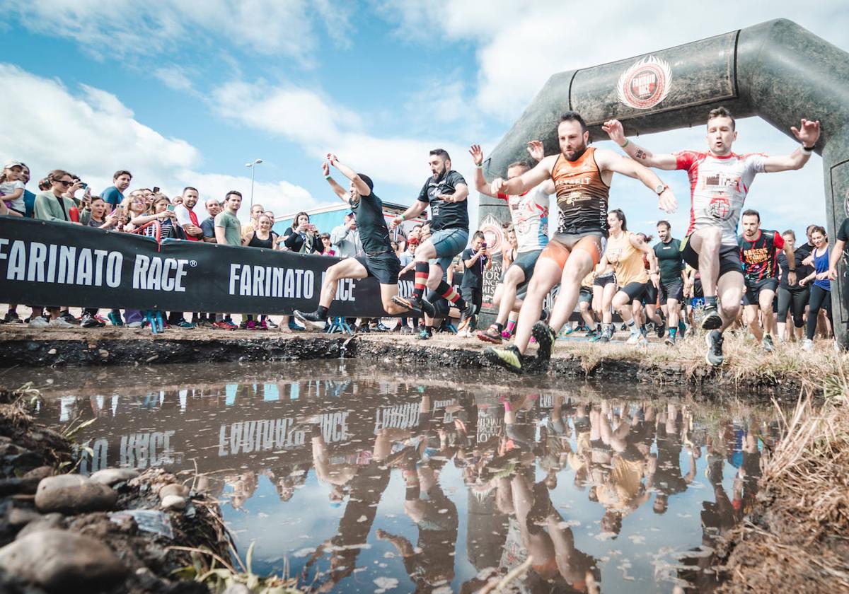 500 'farinatos' conquistan Ponferrada haciendo frente al barro