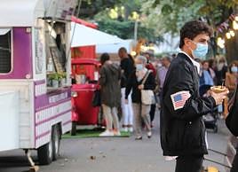 Come y Calle durante las fiestas de León en San Francisco.