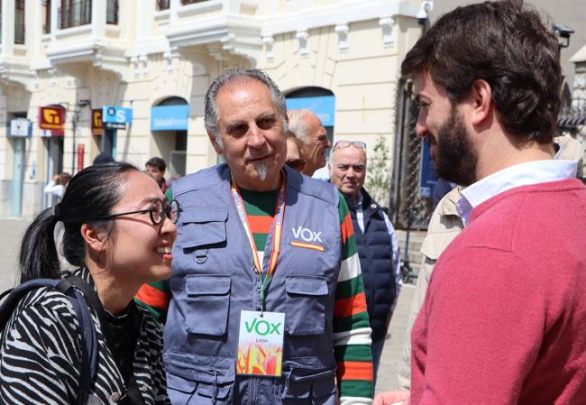 García-Galalrdo apoya a la candidata de León por VOX a la Alcaldía de León.