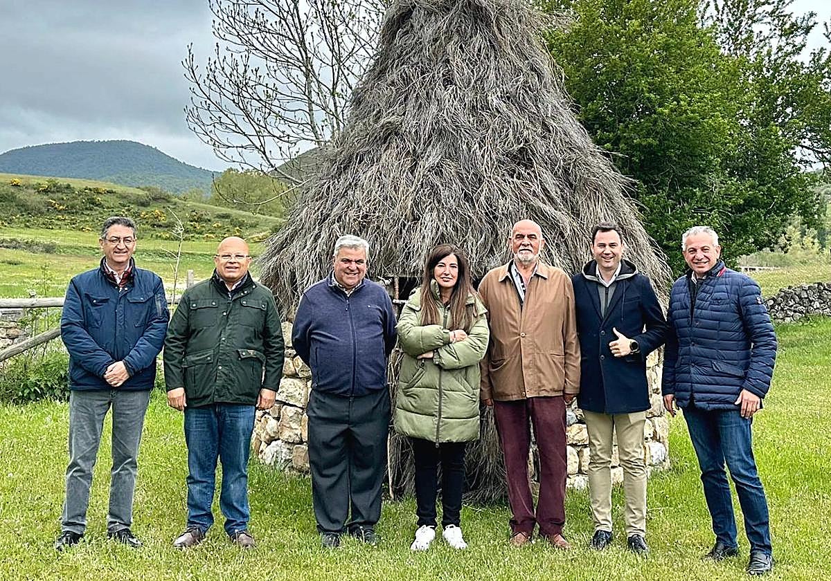 Visita a Acebedo junto a la candidatura socialista del municipio.