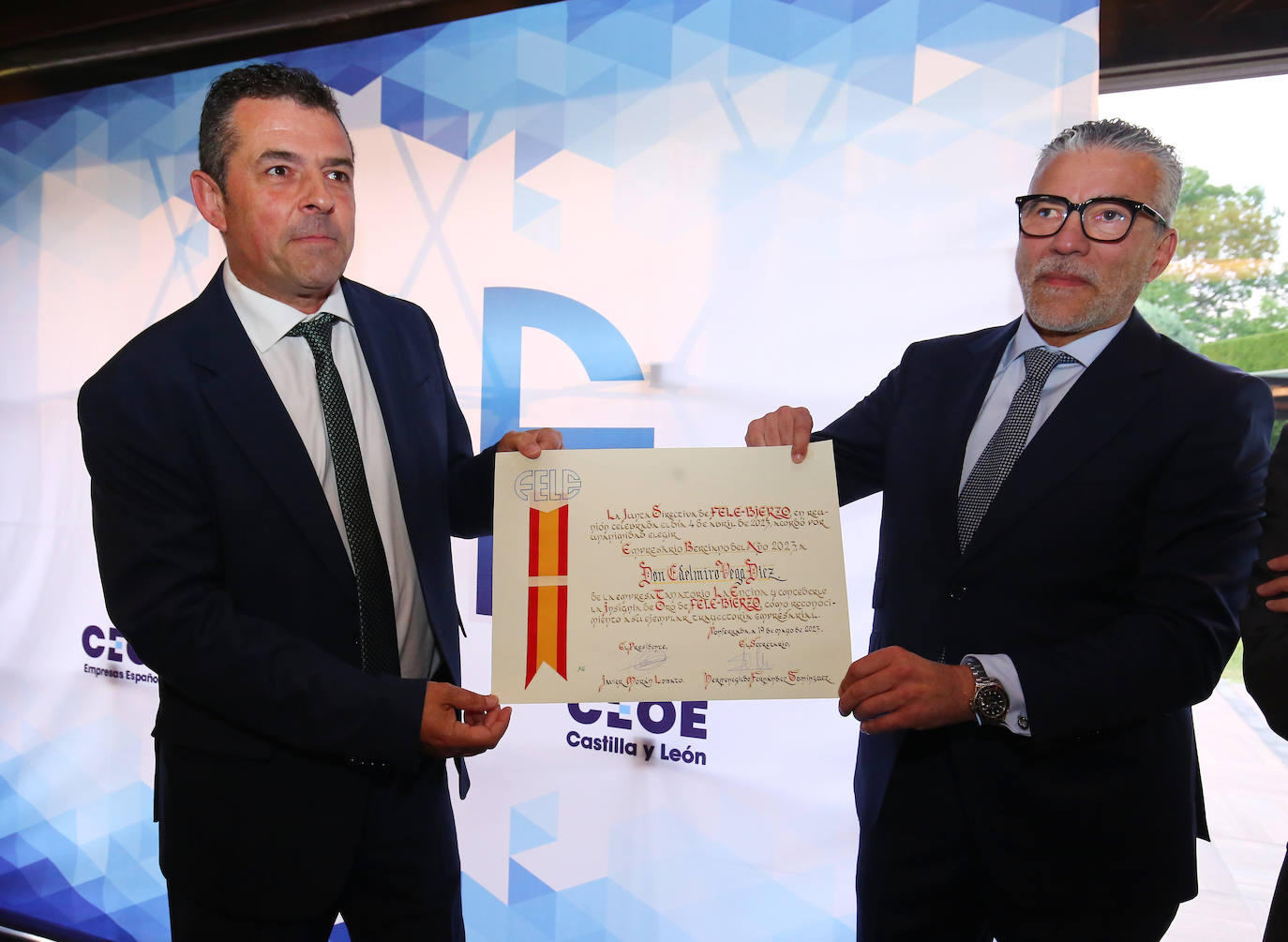 Fele entrega el premio al Empresario Berciano del Año
