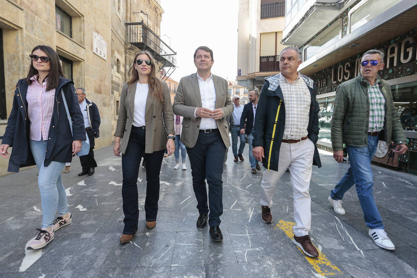 Visita del presidente del PP de Castilla y León a Astorga