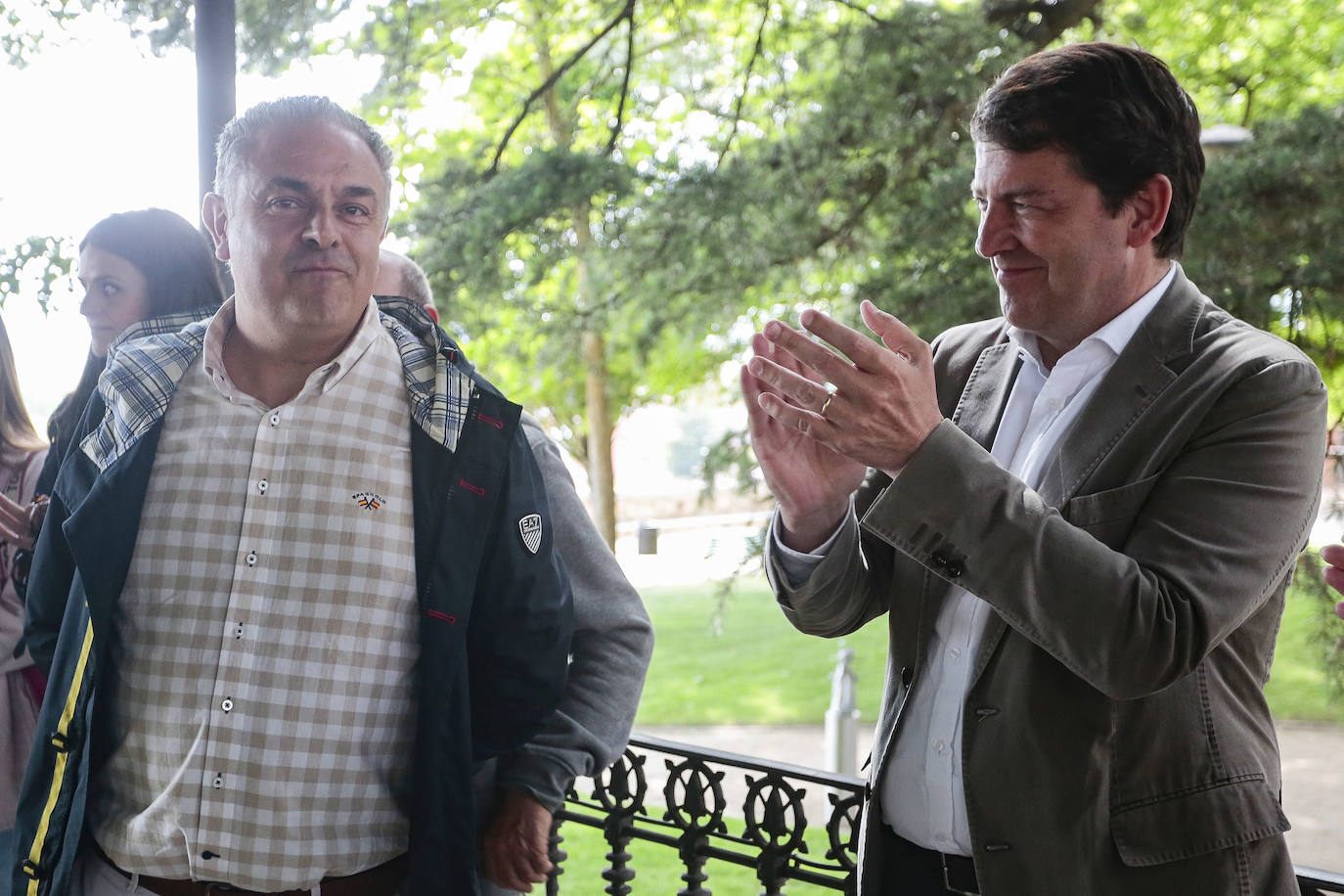 Visita del presidente del PP de Castilla y León a Astorga