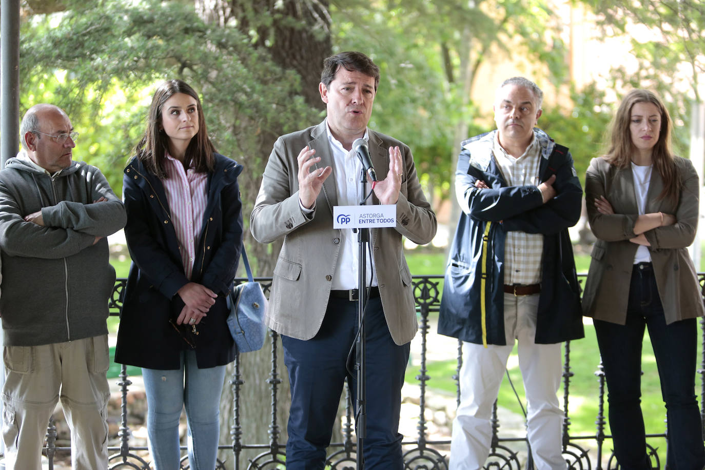 Visita del presidente del PP de Castilla y León a Astorga