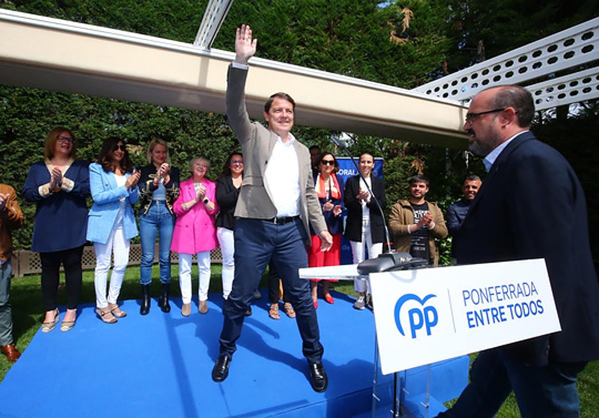 El presidente del PP de Castilla y León, Alfonso Fernández Mañueco, durante el mitin celebrado en Ponferrada.