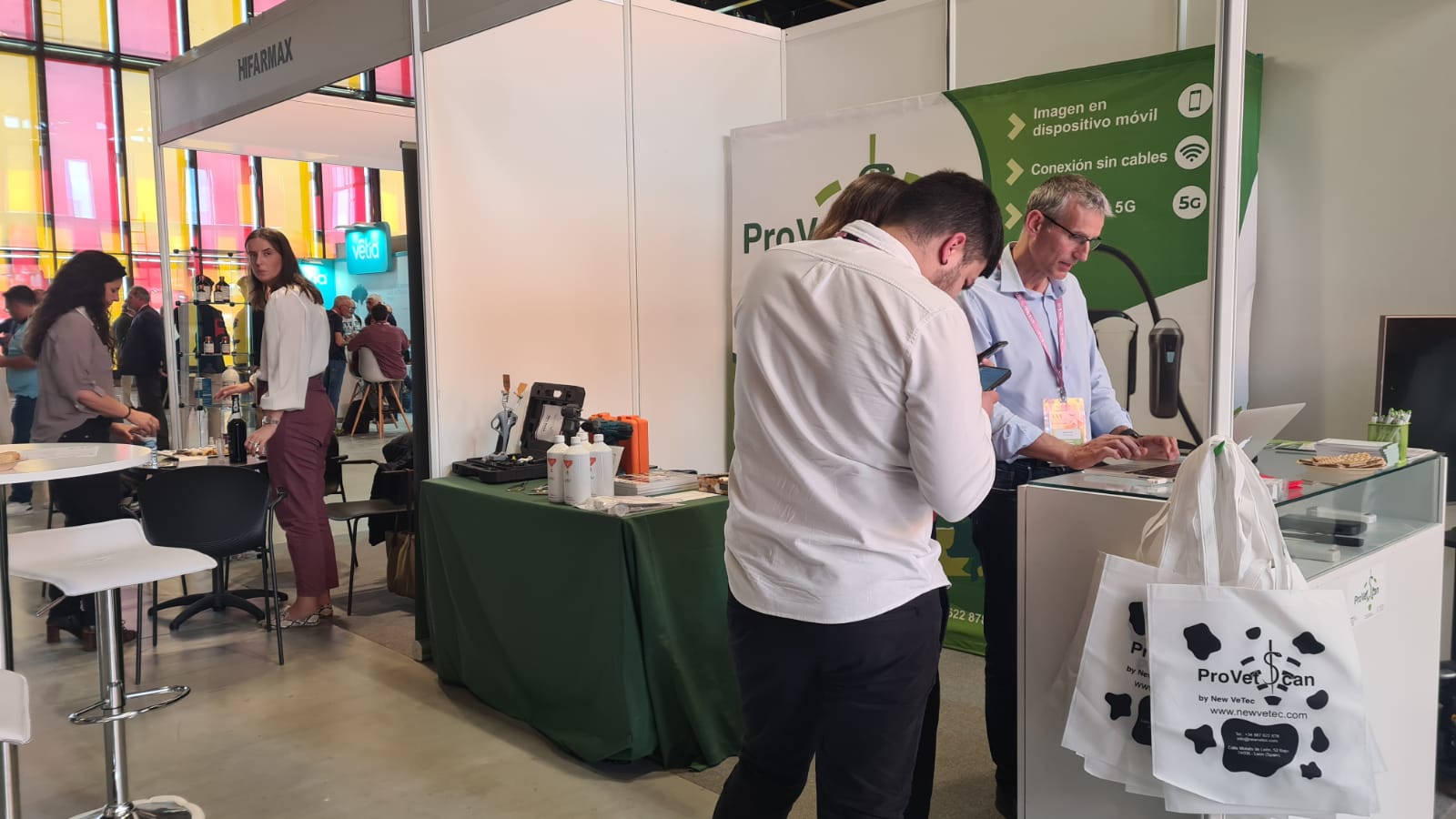 XVV Congreso Internacional de Medicina Bovina en León