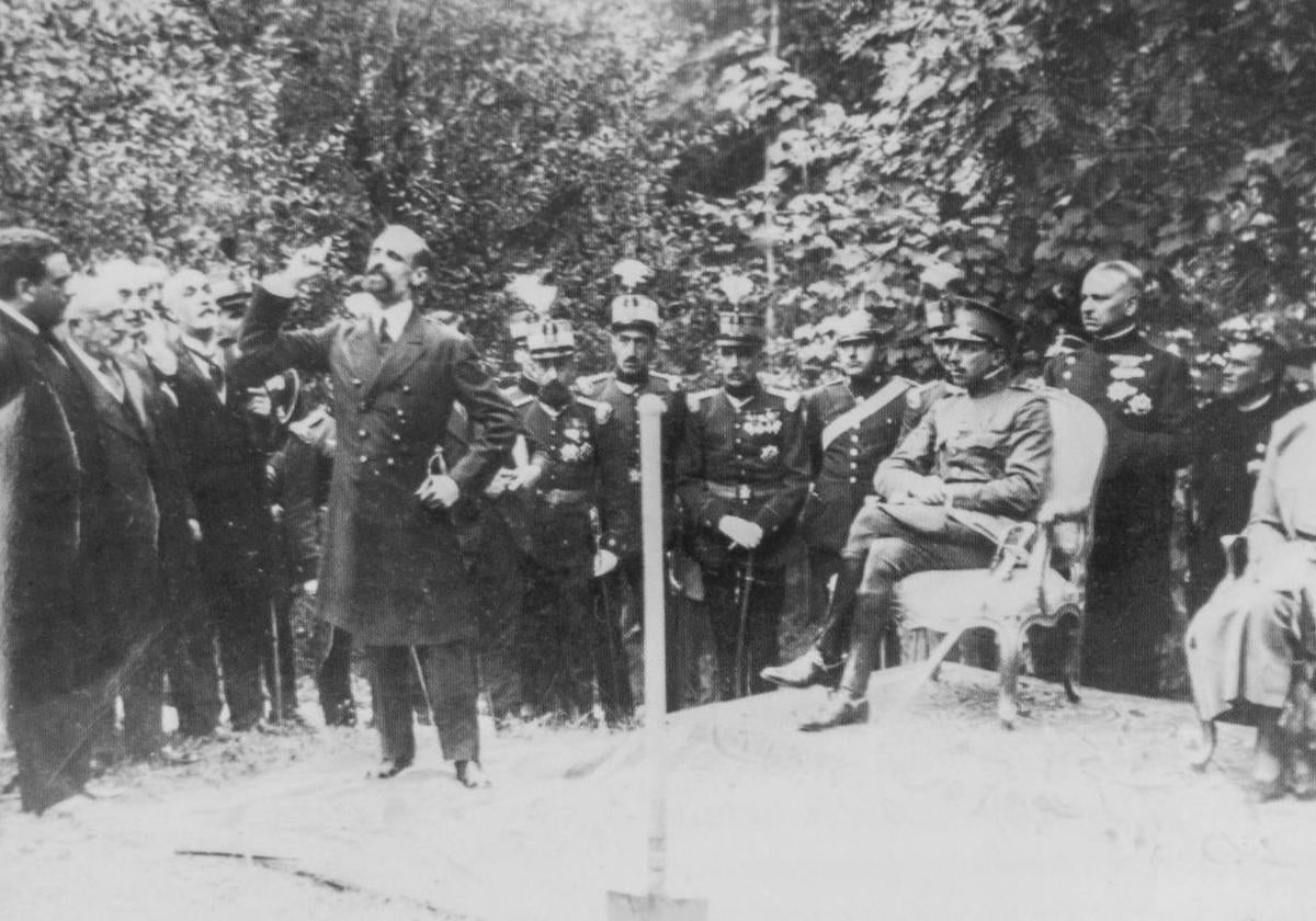 El Rey Alfonso XIII inaugura el Parque Nacional de Picos de Europa el 8 de septiembre de 1918.