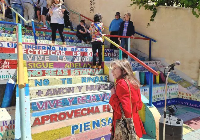 La escalera de la vida es un proyecto realizado por los alumnos del Colegio Maristas San José de la mano de su profesor Carlos Cuenllas