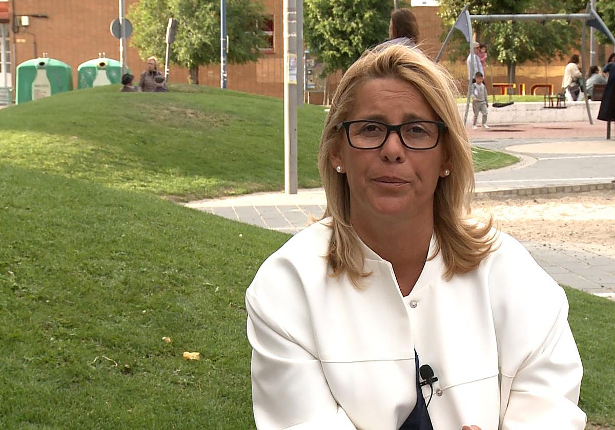 Noelia Álvarez (PP) a los vecinos: «San Andrés necesita un gobierno eficaz que dé un vuelco a la situación actual»