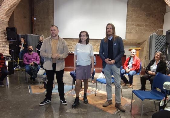 Pablo Fernández, Nael Blanco y Carmen Franganillo en el cierre de campaña.