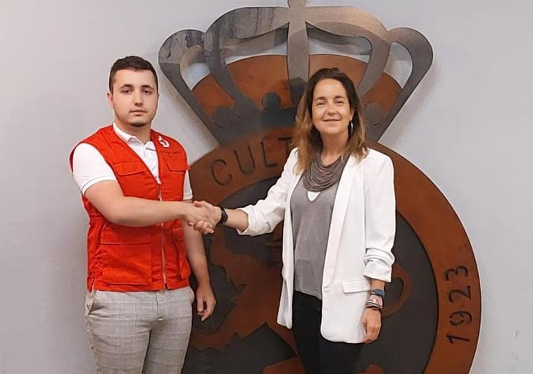 La Cultural y Deportiva Leonesa se une al proyecto 'Creando Oportunidades Saludables' de Cruz Roja en León