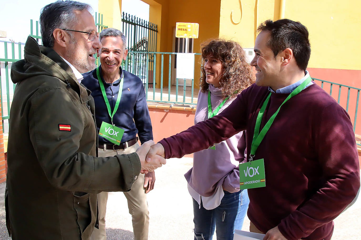 Carlos Pollán vota en León