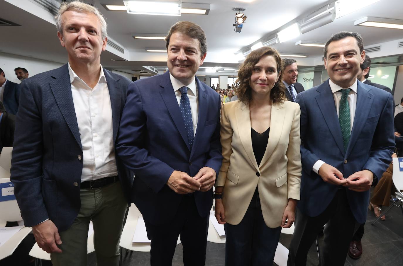 El presidente del PPCyL asiste a la Junta Directiva Nacional del PP