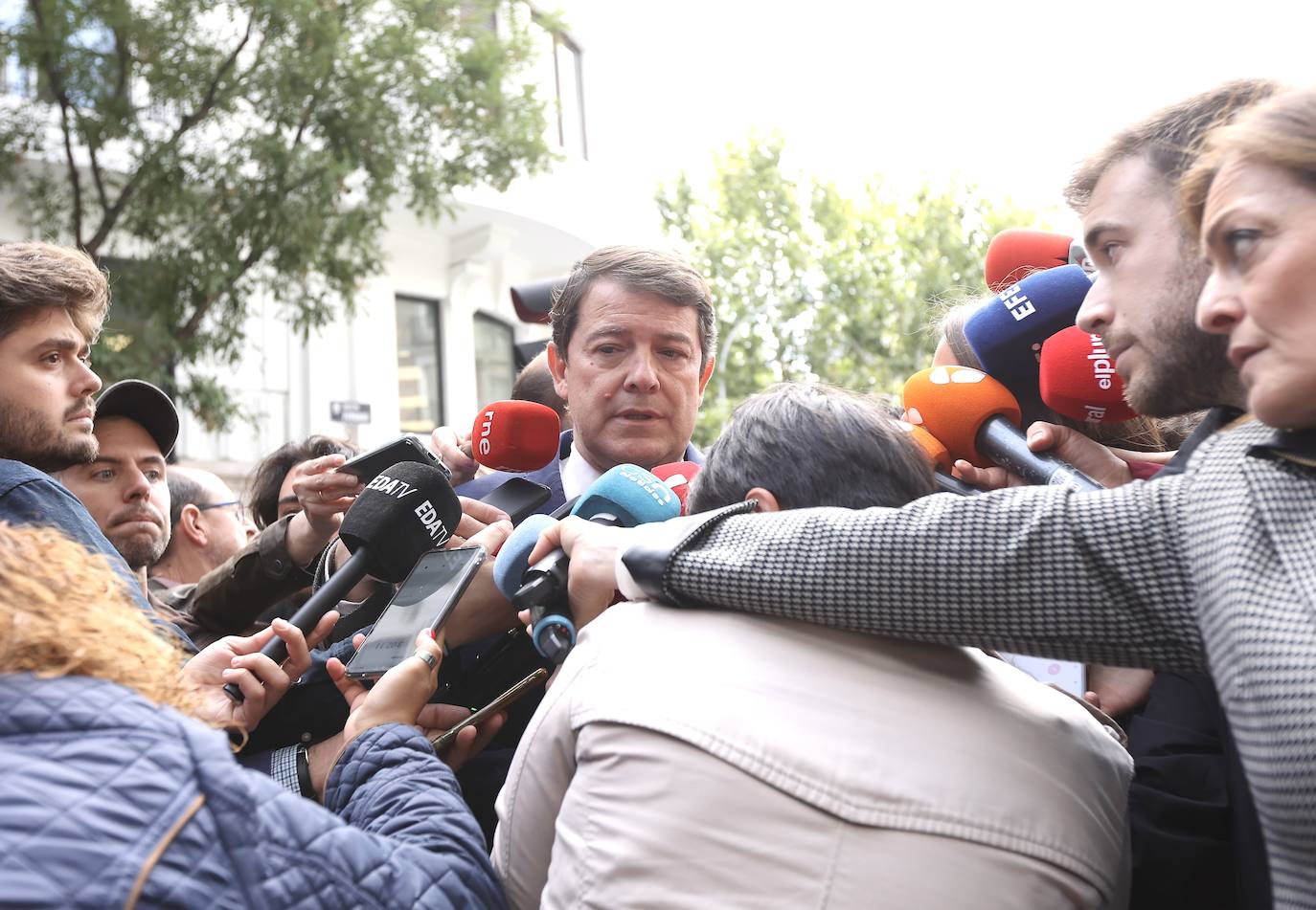 El presidente del PPCyL asiste a la Junta Directiva Nacional del PP
