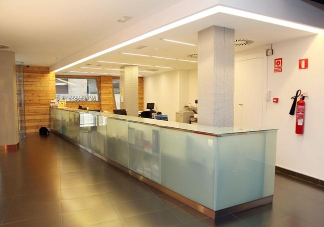 Instalaciones y servicio para asistir a quienes pertenecen a este colegio profesional.