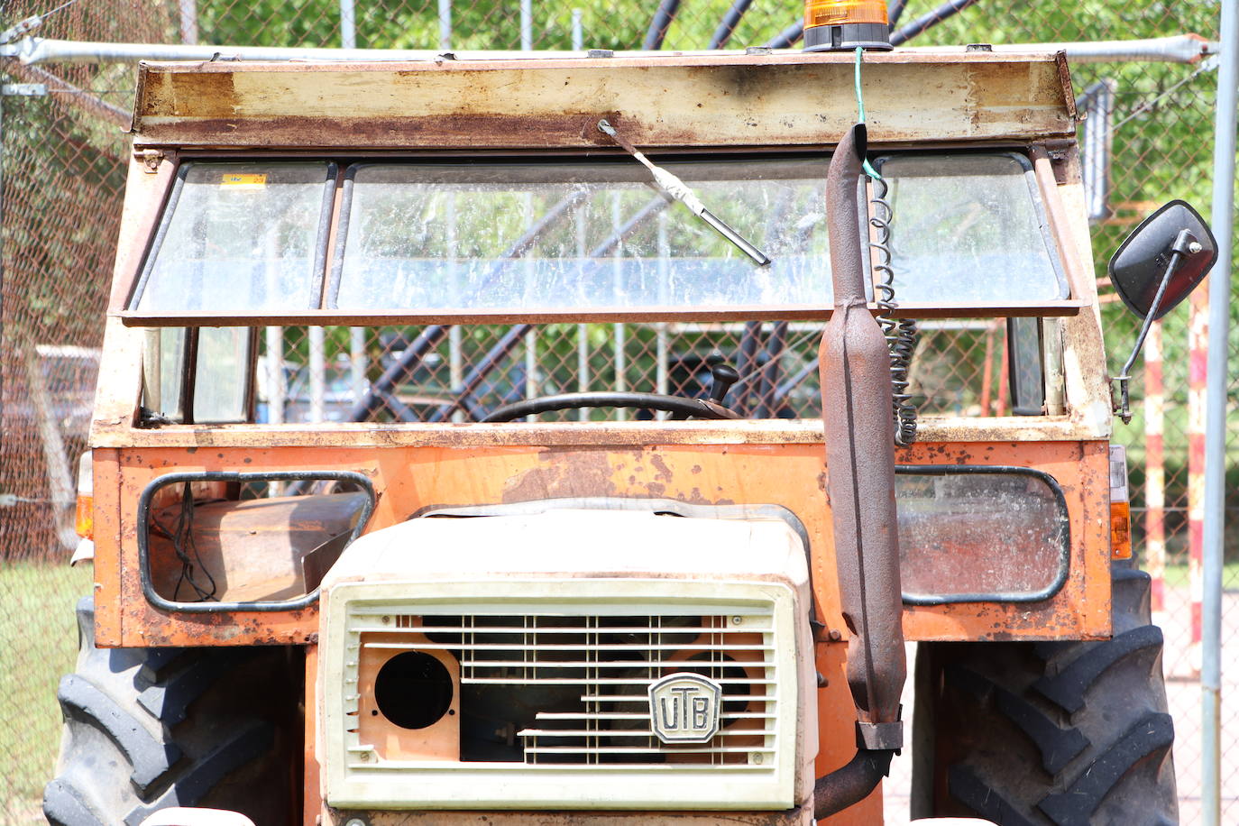 Concentración de tractores antiguos