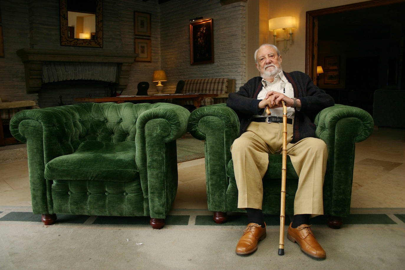 Centenario del nacimiento del escritor y poeta Antonio Pereira