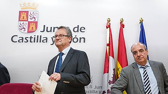Dueñas presenta en el Consejo de Gobierno su propuesta de ayudas frente a la sequía