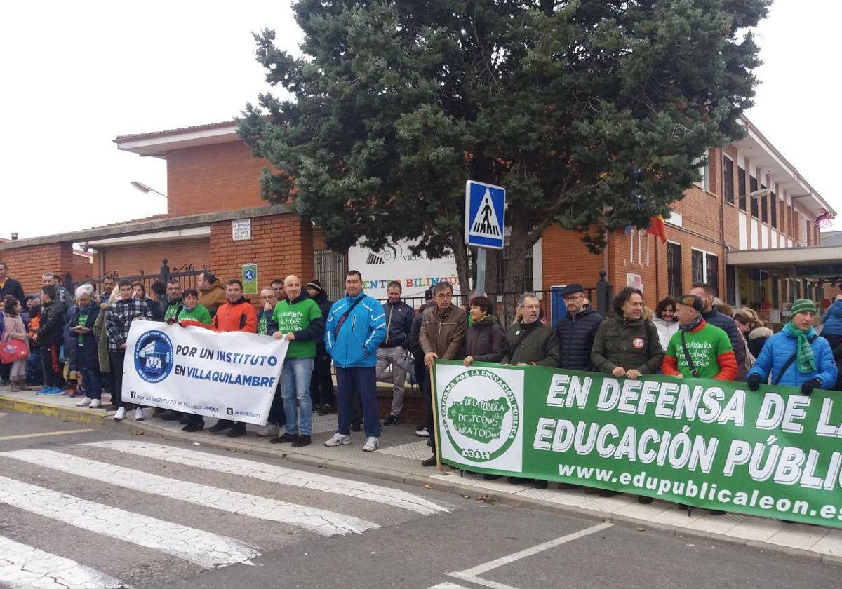 La plataforma 'Por un Instituto en Villaquilambre' reclama estudios de FP.