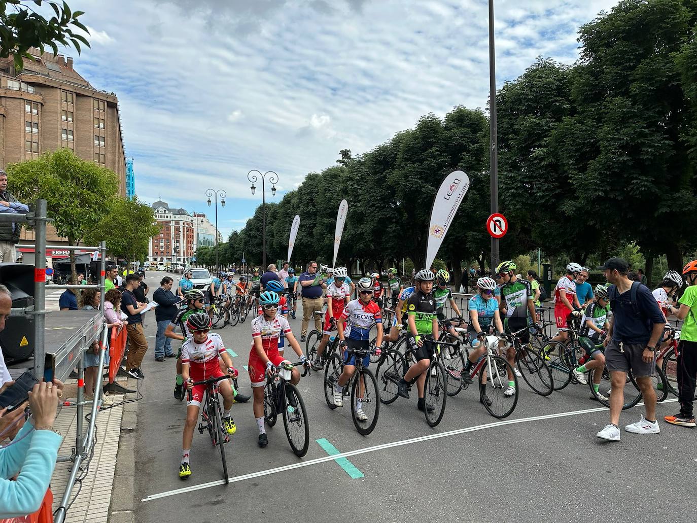 Prueba ciclista de las fiestas de León