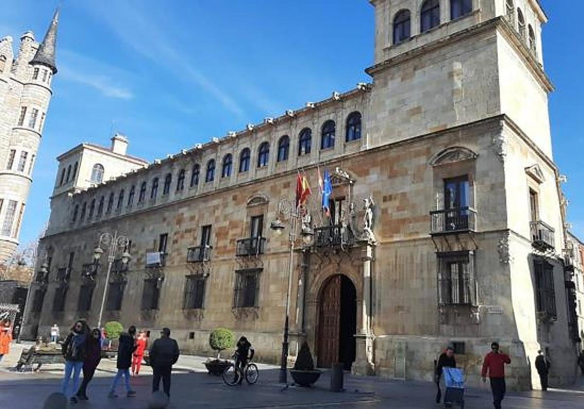 Palacio de los Guzmanes, sede de la Diputación de León.
