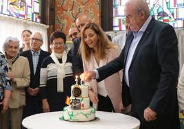 La Fundación Cepa celebra su décimo aniversario fundacional con algunas asociaciones con las que colabora presentes.