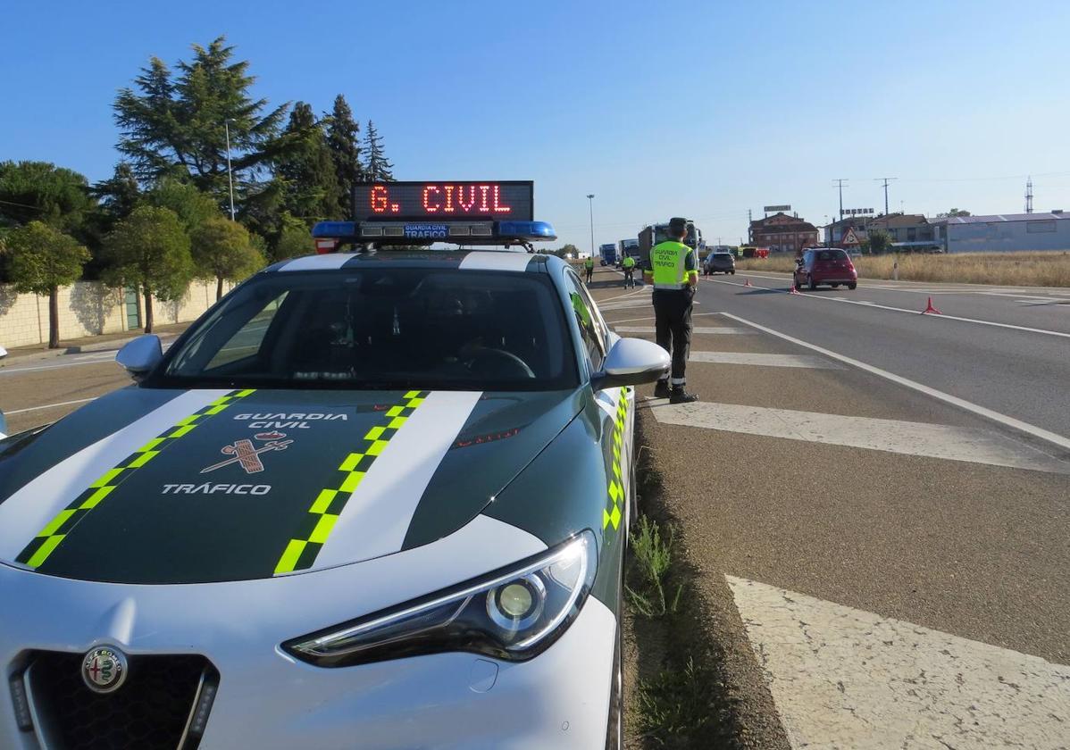 Imagen de un control de la Guardia Civil.