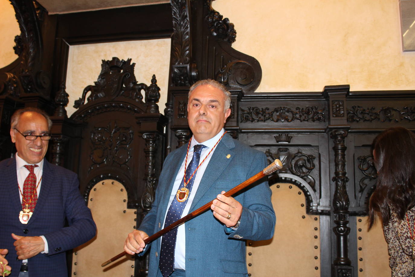 José Luis Nieto toma el bastón de mando de Astorga