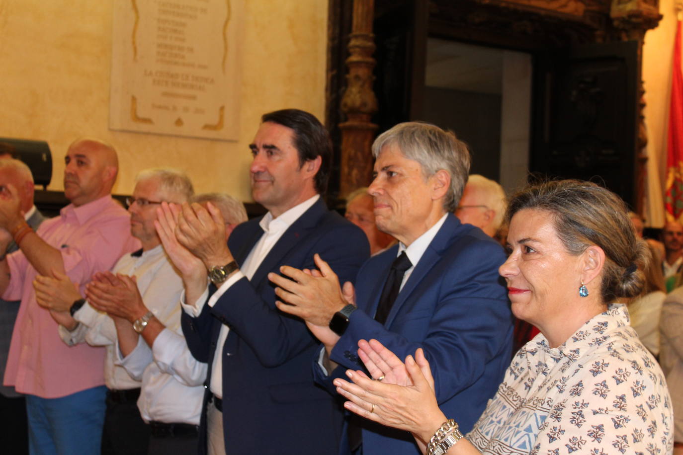 José Luis Nieto toma el bastón de mando de Astorga