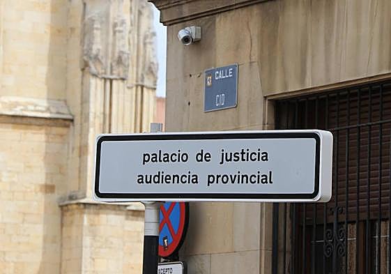 Imagen de la Audiencia Provincial de León donde se celebrará el juicio.