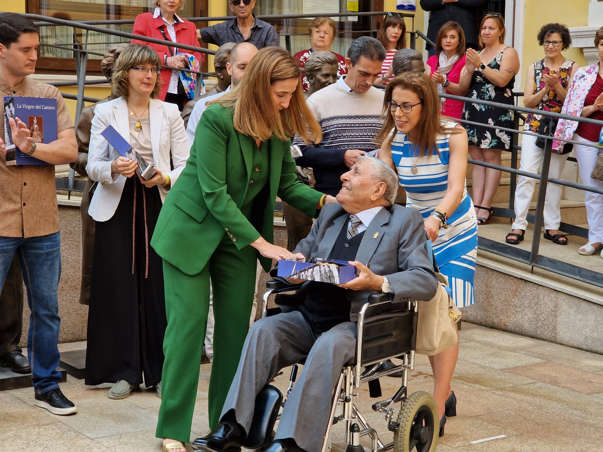 Homenaje al Emigrante Leonés