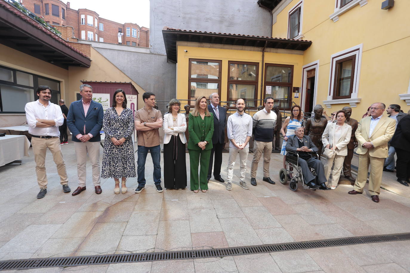 Homenaje al Emigrante Leonés