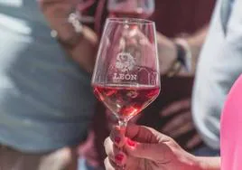 Imagen de archivo de un vino de la DO León.