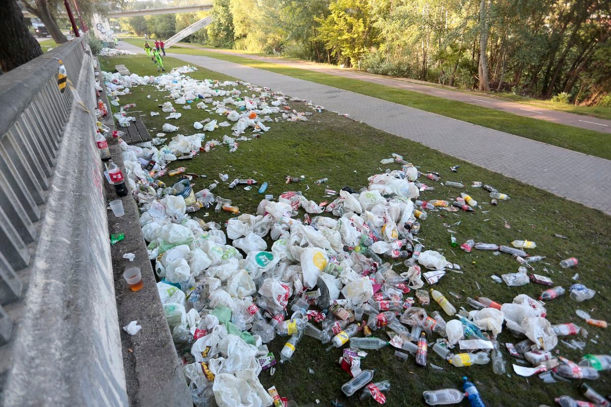 La basura, protagonista de la &#039;resaca&#039; de San Juan